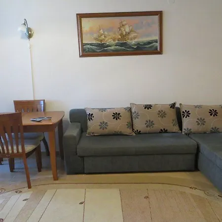 Apolon Apartment Nesebar